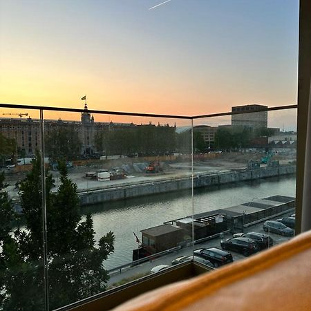 Canal View One Bedroom Flat Βρυξέλλες Εξωτερικό φωτογραφία